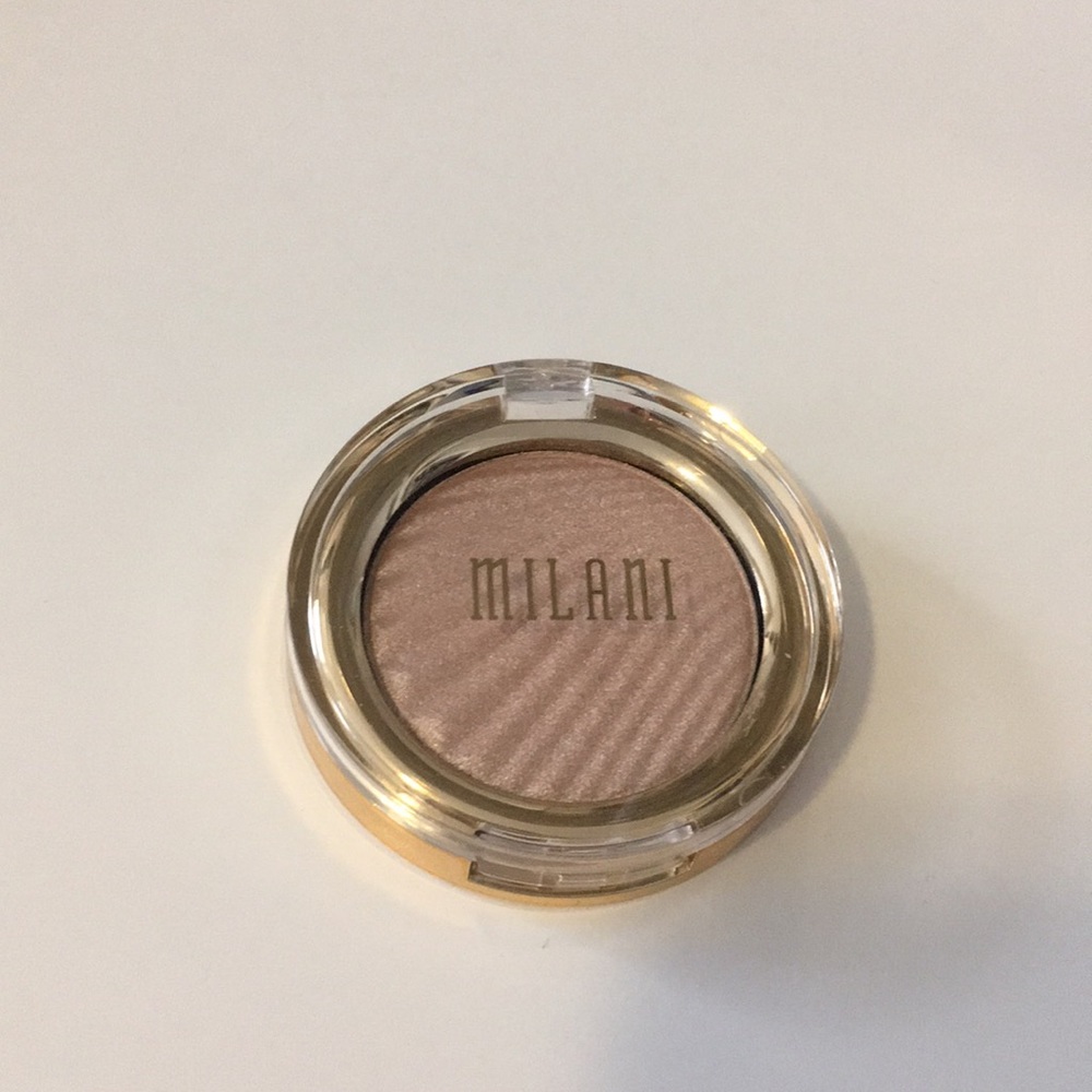 Milani Strobelight Instant Glow Powder Afterglow